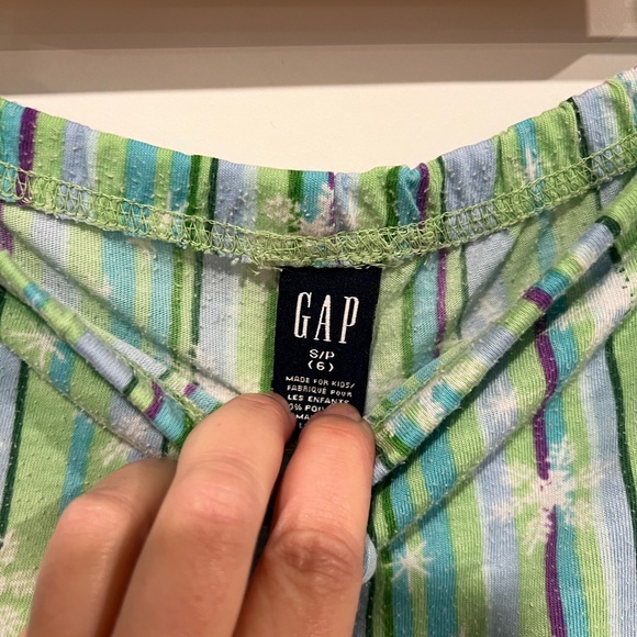 Gap Kids, girl snowflake PJ bottom - Picture 3 of 6